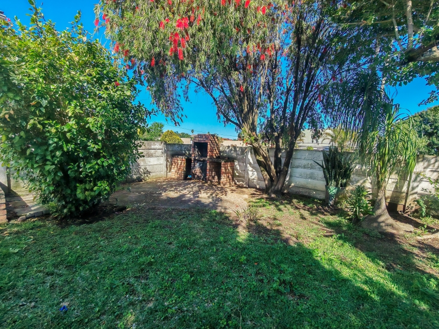 To Let 3 Bedroom Property for Rent in Cambridge Eastern Cape